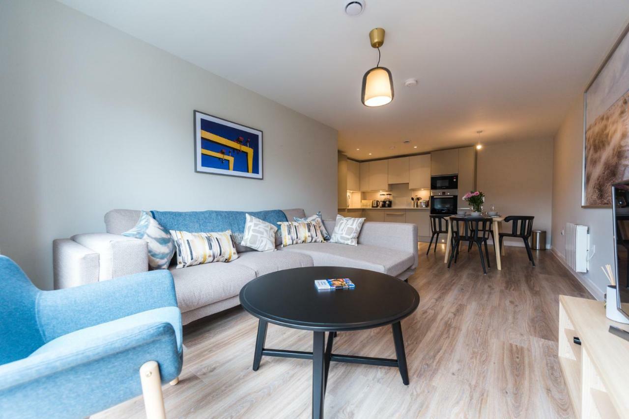 5 Star Brand New City Centre Apartment Белфаст Экстерьер фото