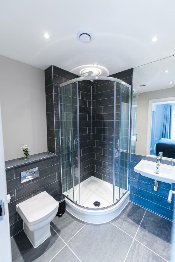 5 Star Brand New City Centre Apartment Белфаст Экстерьер фото